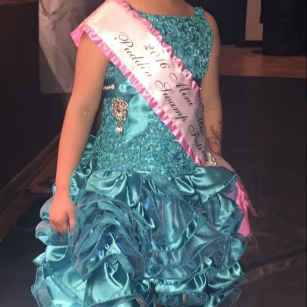 Girls beautiful turquoise hi/low fashion dress